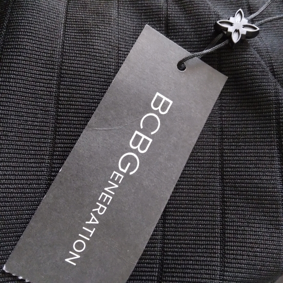 NWT BCBGeneration Women's One Shoulder Ribbed Dress in Black - Picture 6 of 9